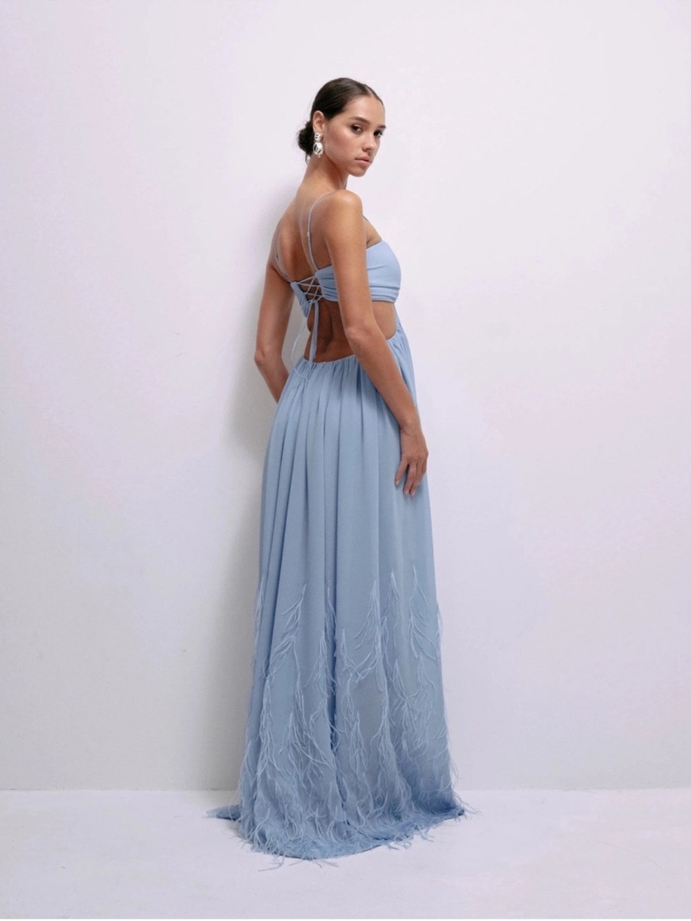 Delfi Collective Eli Feather Trim Gown - Picture 2 of 6